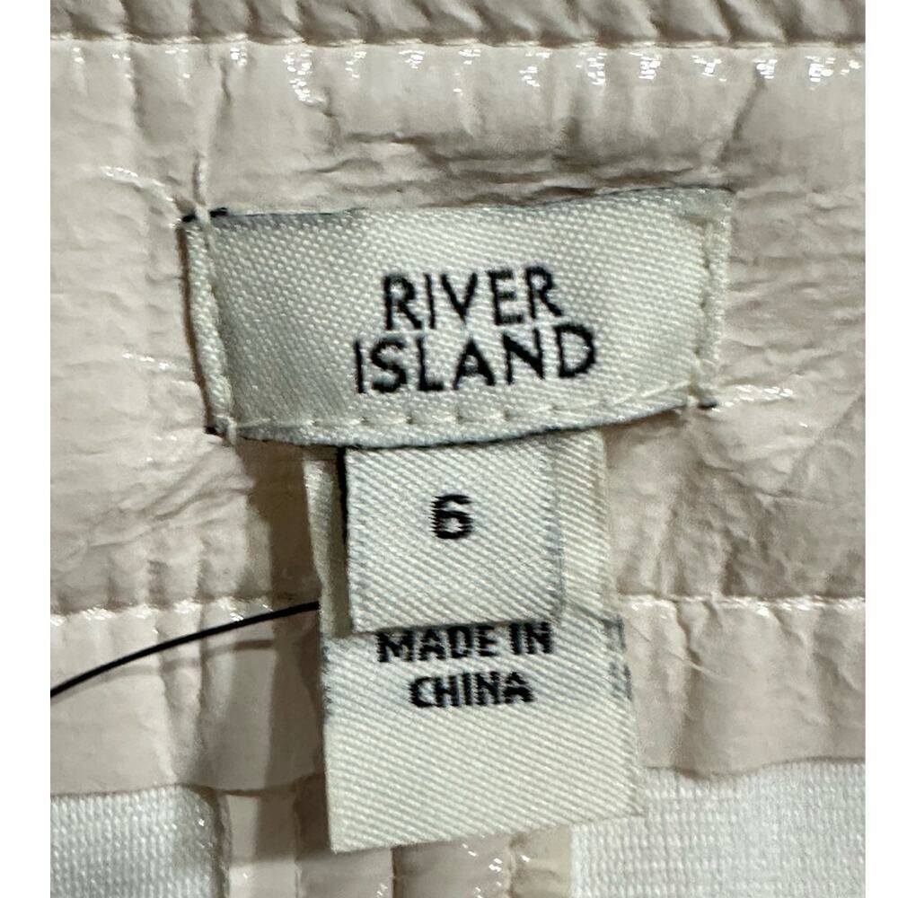River Island Mini Skirt Women's 6 UK/2 US Cream Faux Leather NWOT - Picture 4 of 7